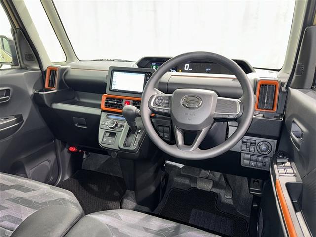 タント ファンクロス　衝突被害軽減システム　メモリーナビ　フルセグ　バックカメラ　ミュージックプレイヤー接続可　ＬＥＤヘッドランプ　両側電動スライド　スマートキー　キーレス　アイドリングストップ（9枚目）