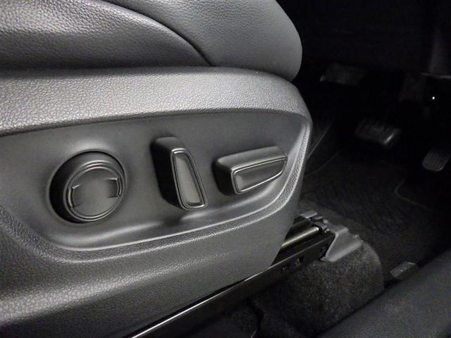 カローラクロス Ｚ　衝突被害軽減システム　メモリーナビ　バックカメラ　ＥＴＣ　ドラレコ　ミュージックプレイヤー接続可　サンルーフ　電動シート　オートクルーズコントロール　ＬＥＤヘッドランプ　スマートキー　キーレス（28枚目）