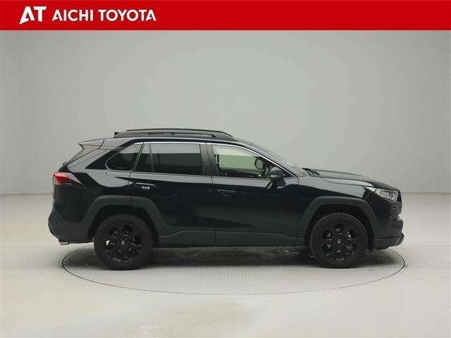ＲＡＶ４ アドベンチャー　オフロードパッケージ　パワーウインドウ　ＴＶ　ＡＡＣ　アルミホイール　キーフリー　ＬＥＤランプ　クルコン　スマートキ　ミュージックプレイヤー接続可　運転席パワーシート　地デジ　横滑り防止装置　ＡＢＳ　盗難防止装置　ＰＳ（7枚目）
