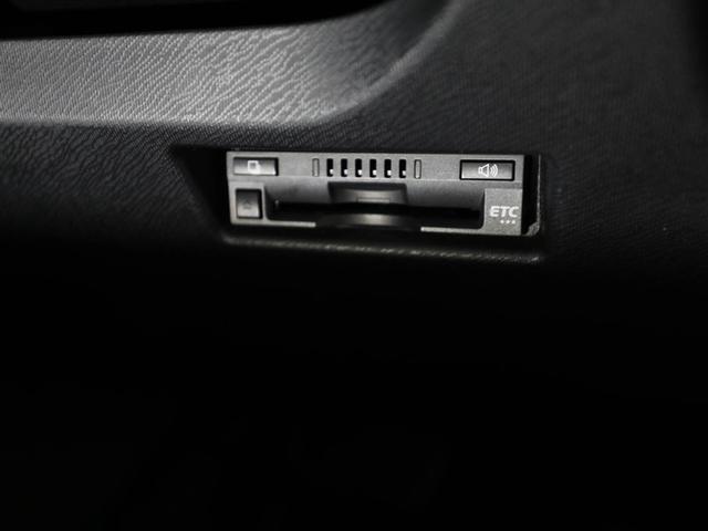 アクア Ｇ　誤発進抑制機能　バックモニタ　セキュリティー　デュアルエアバック　ナビＴＶ　ＬＥＤ　パワーウィンドウ　地デジ　ＥＳＣ　ＡＴエアコン　ＡＢＳ　パワーステアリング　オートクルーズ　アルミ　運転席エアバッグ（26枚目）