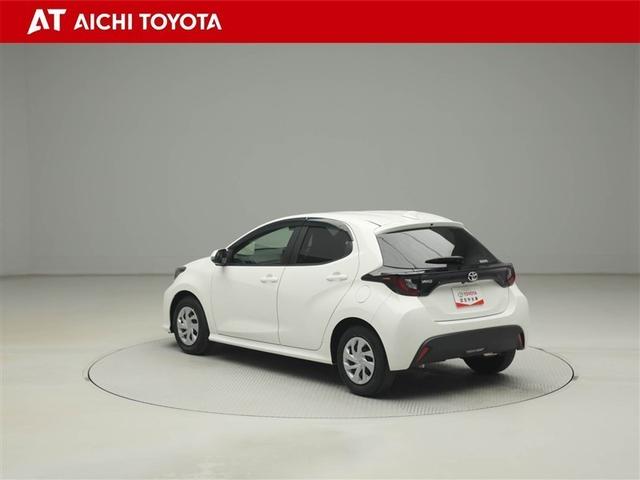 ヤリス Ｇ　バックモニタ－　誤発進抑制機能　ドライブレコーダ　１オーナー車　スマートキー　盗難防止装置　横滑り防止機能　キーレス　ＥＴＣ　オートエアコン　メモリーナビ　ＡＢＳ　運転席エアバック　サイドエアバッグ（4枚目）