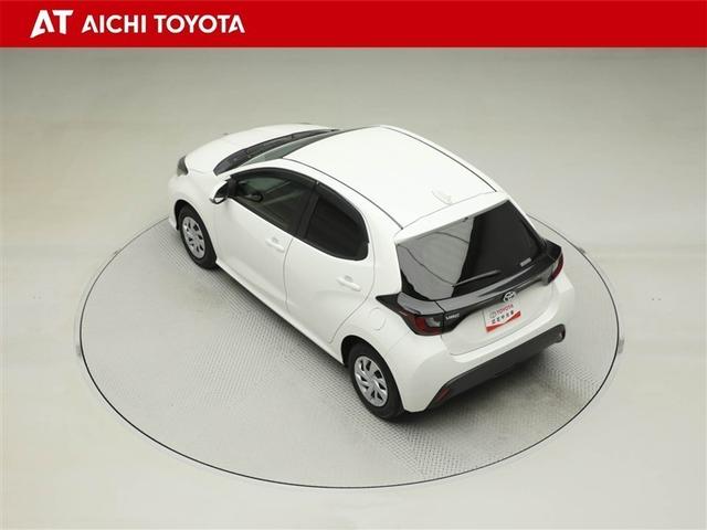 ヤリス Ｇ　バックモニタ－　誤発進抑制機能　ドライブレコーダ　１オーナー車　スマートキー　盗難防止装置　横滑り防止機能　キーレス　ＥＴＣ　オートエアコン　メモリーナビ　ＡＢＳ　運転席エアバック　サイドエアバッグ（12枚目）