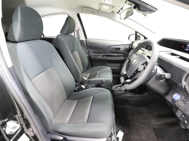 アクア Ｓスタイルブラック　ＡＵＸ端子　バックモニタ－　地デジフルセグ　ナビＴＶ　イモビライザー　ＬＥＤライト　スマートキープッシュスタート　１オーナー　ＥＴＣ付き　Ｗエアバッグ　キーフリ　メモリーナビゲーション　ドラレコ付き（19枚目）