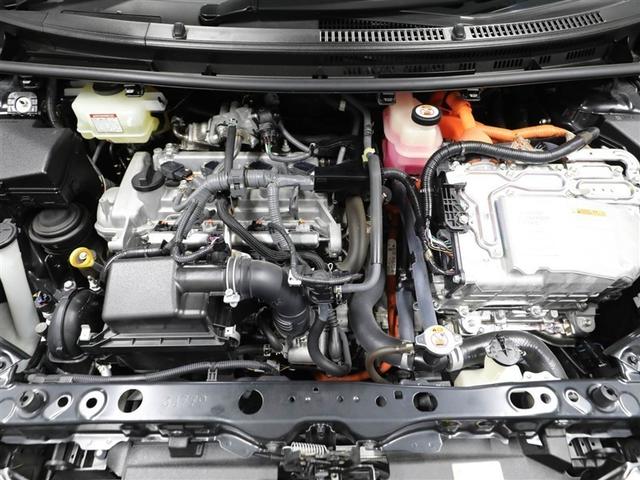 アクア Ｓスタイルブラック　ＡＵＸ端子　バックモニタ－　地デジフルセグ　ナビＴＶ　イモビライザー　ＬＥＤライト　スマートキープッシュスタート　１オーナー　ＥＴＣ付き　Ｗエアバッグ　キーフリ　メモリーナビゲーション　ドラレコ付き（25枚目）