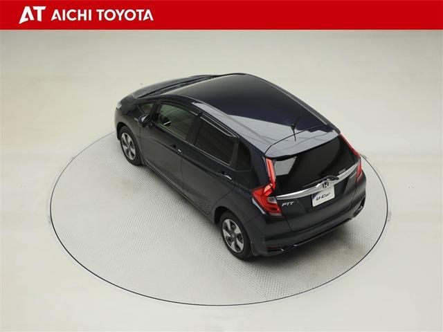 フィットハイブリッド Ｆコンフォートエディション　衝突軽減ブレーキ　セキュリティアラーム　スマキー　クルーズコントロール　ＥＴＣ車載器　ワンセグ　横滑り防止機能　ＡＢＳ　エアバッグ　パワーウインドウ　キーレス　オートエアコン　ＤＶＤ（12枚目）