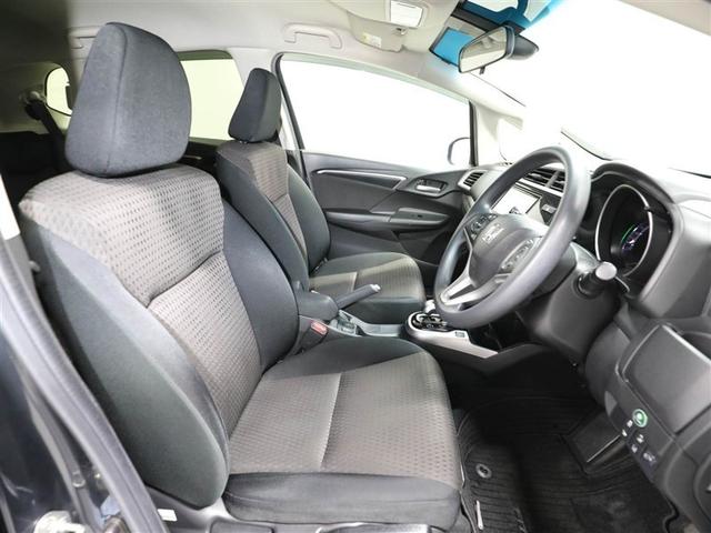 フィットハイブリッド Ｆコンフォートエディション　衝突軽減ブレーキ　セキュリティアラーム　スマキー　クルーズコントロール　ＥＴＣ車載器　ワンセグ　横滑り防止機能　ＡＢＳ　エアバッグ　パワーウインドウ　キーレス　オートエアコン　ＤＶＤ（19枚目）