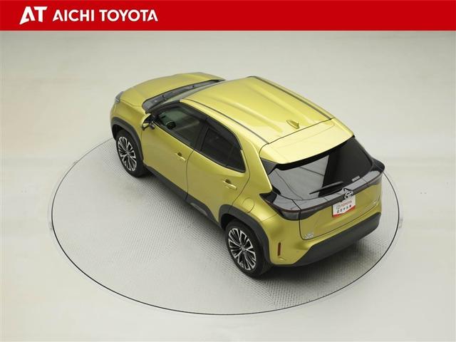 ヤリスクロス Z ワンオーナー VSC オートエアコン バックガイドモニター 盗難防止装置 メモリーナビ AWD ETC車載器 ミュージックプレイヤー接続可 キーレス アルミホイール LEDヘッドランプ エアバッグ(12枚目)
