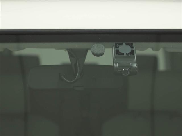 万が一のトラブルのときにも役に立つドライブレコーダーを装備しています。※ドライブレコーダーに記録媒体（ＳＤカード等）は付属しておりません。