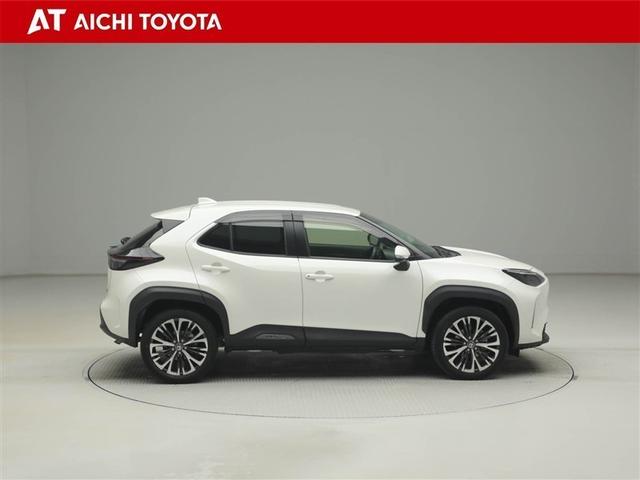 ヤリスクロス ハイブリッドＺ　インテリジェントキー　アルミホイル　ＬＥＤライト　１オ－ナ－　リアカメラ　ナビ　クルーズコントロール　横滑り防止システム　メモリーナビゲーション　電動シ－ト　パワステ　オートエアコン　キーフリー（7枚目）