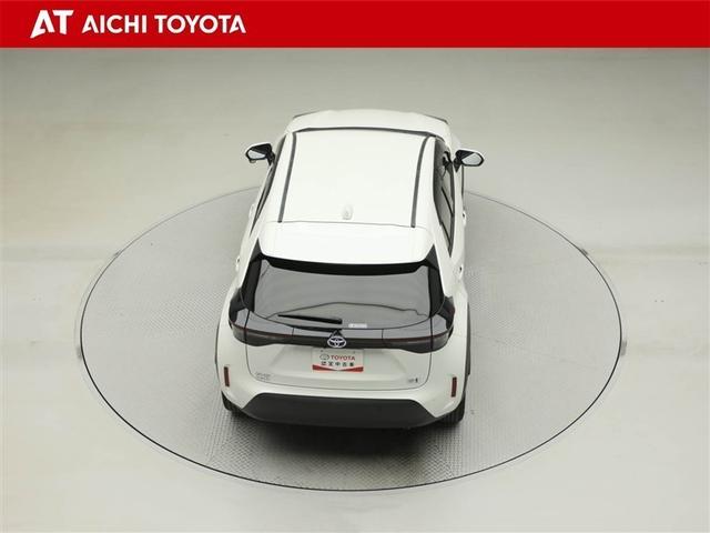 ヤリスクロス ハイブリッドＺ　インテリジェントキー　アルミホイル　ＬＥＤライト　１オ－ナ－　リアカメラ　ナビ　クルーズコントロール　横滑り防止システム　メモリーナビゲーション　電動シ－ト　パワステ　オートエアコン　キーフリー（13枚目）