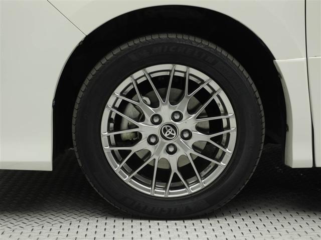 ノア ハイブリッドＳｉ　ダブルバイビーＩＩ　Ｂカメラ　横滑り防止装置　ＬＥＤ　地デジ　ミュージックプレイヤー接続可　１オーナー　オートクルーズ　ＤＶＤ再生可　メモリナビ　エアバッグ　ＥＴＣ　ナビ＆ＴＶ　３列シート　ＡＢＳ　アルミホイール（31枚目）