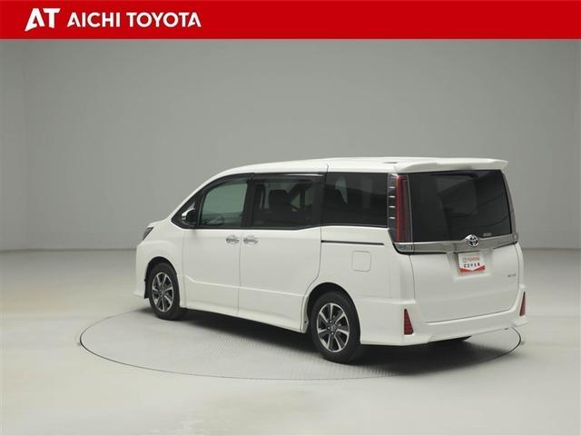 ノア Si ダブルバイビー クルーズC ブレーキサポート エアコン 1オーナー ウォークスルー AUX LEDライト ナビ&TV 横滑防止装置 WAC アルミホイール パワーウインドウ フルセグ 盗難防止 DVD再生可 ETC(4枚目)