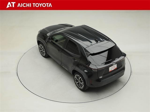 ヤリスクロス Z エアバック 横滑防止 盗難防止装置 カーテンエアバック パワーステアリング 助手席エアバック パワーウィンドウ バックガイドモニター フルセグTV オートクルーズ アルミ メディアプレイヤー接続(12枚目)