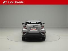 ハイブリッド車を買うならトヨタの『ＴＯＹＯＴＡ認定中古車』！保証は、初度登録年月より起算して１０年間、累計走行距離２０万キロ迄。更に、ロングラン保証が１年付で安心安全です♪ 5