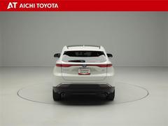 ハイブリッド車を買うならトヨタの『ＴＯＹＯＴＡ認定中古車』！保証は、初度登録年月より起算して１０年間、累計走行距離２０万キロ迄。更に、ロングラン保証が１年付で安心安全です♪ 5