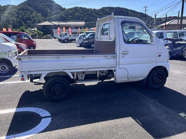 キャリイトラック ＫＵ　３方開　フロアオートマ　エアコン　１２インチ（19枚目）