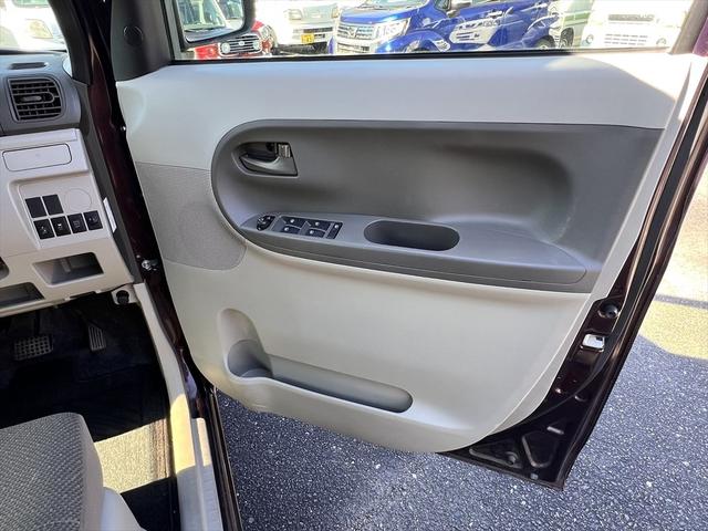 タント L SAII 両側スライドドア インパネCVT ベンチシート 左右ウォークスルー ナビ プライバシーガラス サイドバイザー キーレス(18枚目)