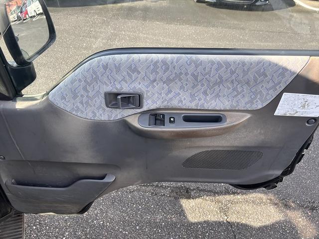 ボンゴバン GL ハイルーフ 両側スライドドア ディーゼルターボ 6人乗り エアバッグ エアコン パワステ パワーウィンドウ(17枚目)