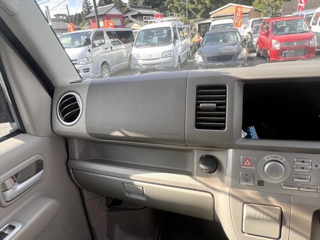 エブリイワゴン ＰＺターボスペシャル　ターボ　フルエアロ　両側パワースライドドア　ディスチャージヘッド　メッキグリル　インパネオートマ　オートステップ　電格ミラー　フォグ　キーレス　１４インチアルミ（27枚目）