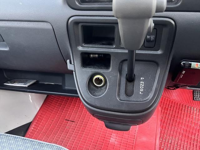 ハイゼットカーゴ スペシャル　ハイルーフ　両側スライドドア　２人乗り　エアバッグ　パワステ　エアコン　車内加工有り　キッチンカー？（24枚目）