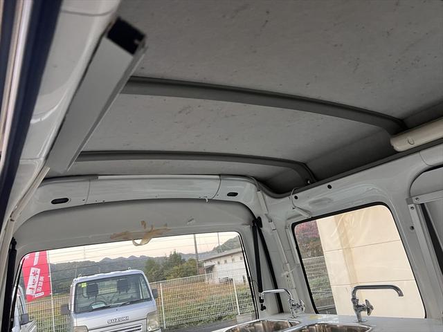 ハイゼットカーゴ スペシャル　ハイルーフ　両側スライドドア　２人乗り　エアバッグ　パワステ　エアコン　車内加工有り　キッチンカー？（39枚目）