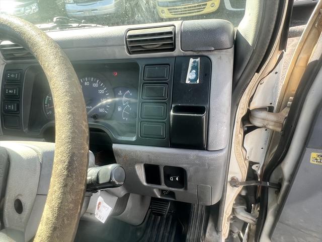 キャンター ロングDXターボ 5速ミッション ディーゼル エアバッグ エアコン パワステ パワーウィンドウ ABS 積載量:3000Kg 荷台内寸 長さ:435 幅:178(21枚目)