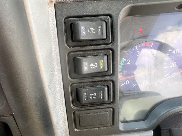 キャンター ロングDXターボ 5速ミッション ディーゼル エアバッグ エアコン パワステ パワーウィンドウ ABS 積載量:3000Kg 荷台内寸 長さ:435 幅:178(25枚目)