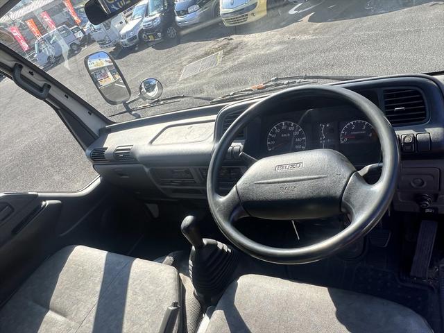 エルフトラック 高床　ディーゼル　エアバッグ　エアコン　パワステ　パワーウィンドウ　ＡＢＳ　積載量：２０００Ｋｇ　３人乗り　車庫証明用　長さ：４６８　幅：１６９　高さ：１９６　荷台寸法　長さ：３１８　幅：１６２（16枚目）