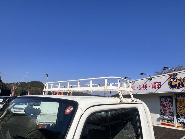 エルフトラック 高床　ディーゼル　エアバッグ　エアコン　パワステ　パワーウィンドウ　ＡＢＳ　積載量：２０００Ｋｇ　３人乗り　車庫証明用　長さ：４６８　幅：１６９　高さ：１９６　荷台寸法　長さ：３１８　幅：１６２（56枚目）