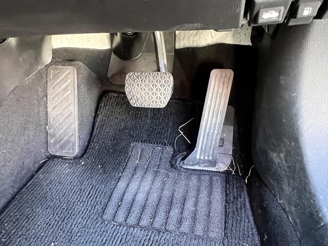 アテンザワゴン XD プロアクティブ キーフリー プッシュスタート LEDヘッド LEDフォグ ヘッドアップディスプレイ ナビ テレビ バックカメラ ETC フォグ 19インチアルミ(18枚目)