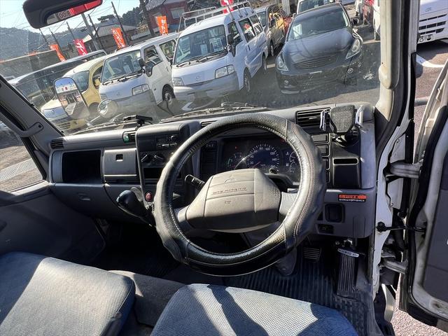 キャンター ロングＤＸターボ　３段クレーン　ユニック：ＵＲＶ２３３　ＳＰＥＣ：Ｋ　インパネ５速　ディーゼル　３人乗り　積載量：１７００Ｋｇ　車庫証明用　長さ：５９８　幅：１８９　高さ：２４９　荷台寸法　長さ：３５５　幅：１８８（15枚目）