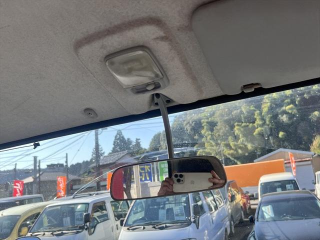 キャンター ロングＤＸターボ　３段クレーン　ユニック：ＵＲＶ２３３　ＳＰＥＣ：Ｋ　インパネ５速　ディーゼル　３人乗り　積載量：１７００Ｋｇ　車庫証明用　長さ：５９８　幅：１８９　高さ：２４９　荷台寸法　長さ：３５５　幅：１８８（27枚目）