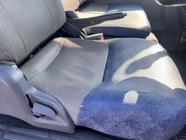 キャンター ロングＤＸターボ　３段クレーン　ユニック：ＵＲＶ２３３　ＳＰＥＣ：Ｋ　インパネ５速　ディーゼル　３人乗り　積載量：１７００Ｋｇ　車庫証明用　長さ：５９８　幅：１８９　高さ：２４９　荷台寸法　長さ：３５５　幅：１８８（30枚目）