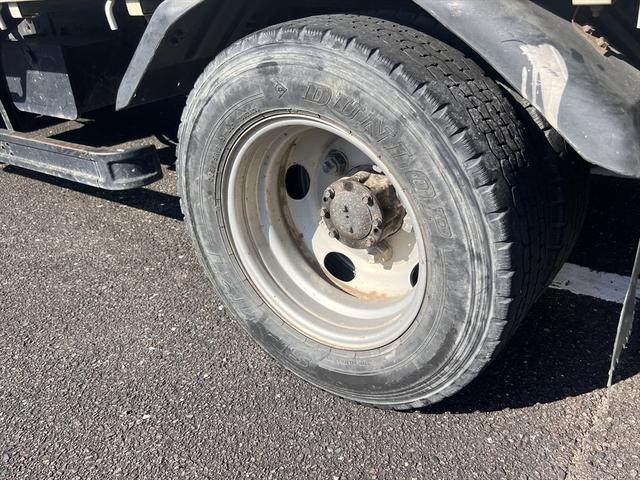 キャンター ロングＤＸターボ　３段クレーン　ユニック：ＵＲＶ２３３　ＳＰＥＣ：Ｋ　インパネ５速　ディーゼル　３人乗り　積載量：１７００Ｋｇ　車庫証明用　長さ：５９８　幅：１８９　高さ：２４９　荷台寸法　長さ：３５５　幅：１８８（49枚目）