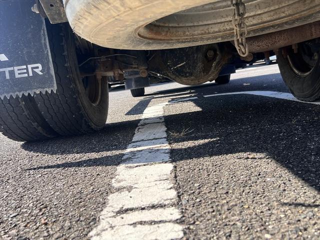 キャンター ロングＤＸターボ　３段クレーン　ユニック：ＵＲＶ２３３　ＳＰＥＣ：Ｋ　インパネ５速　ディーゼル　３人乗り　積載量：１７００Ｋｇ　車庫証明用　長さ：５９８　幅：１８９　高さ：２４９　荷台寸法　長さ：３５５　幅：１８８（52枚目）