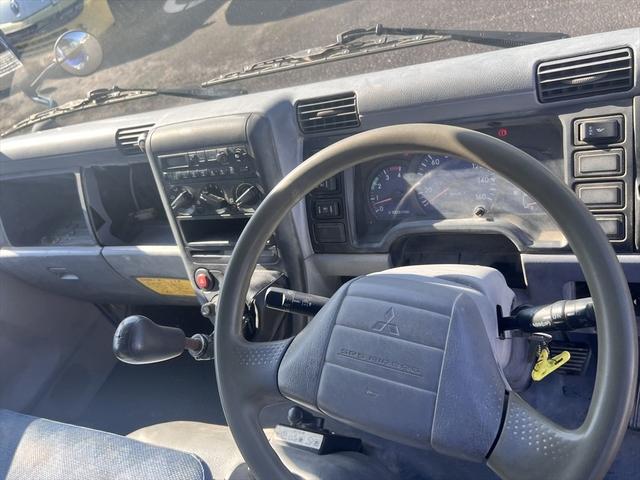 キャンター ダンプ　ダンプ　ディーゼル　５速ミッション　３人乗り　エアバッグ　エアコン　パワステ　パワーウィンドウ　積載量：１５００Ｋｇ　荷台寸法　長さ：３０８　幅：１６０（22枚目）