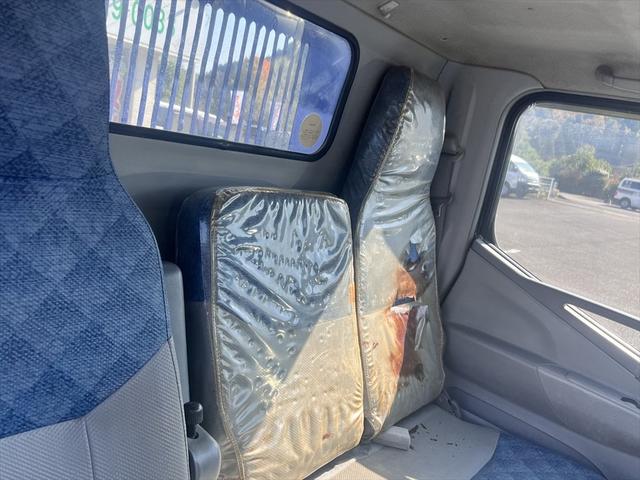 キャンター ダンプ　ダンプ　ディーゼル　５速ミッション　３人乗り　エアバッグ　エアコン　パワステ　パワーウィンドウ　積載量：１５００Ｋｇ　荷台寸法　長さ：３０８　幅：１６０（36枚目）