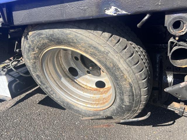 キャンター ダンプ　ダンプ　ディーゼル　５速ミッション　３人乗り　エアバッグ　エアコン　パワステ　パワーウィンドウ　積載量：１５００Ｋｇ　荷台寸法　長さ：３０８　幅：１６０（46枚目）