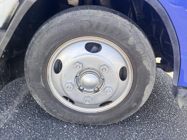 キャンター ダンプ　ダンプ　ディーゼル　５速ミッション　３人乗り　エアバッグ　エアコン　パワステ　パワーウィンドウ　積載量：１５００Ｋｇ　荷台寸法　長さ：３０８　幅：１６０（52枚目）