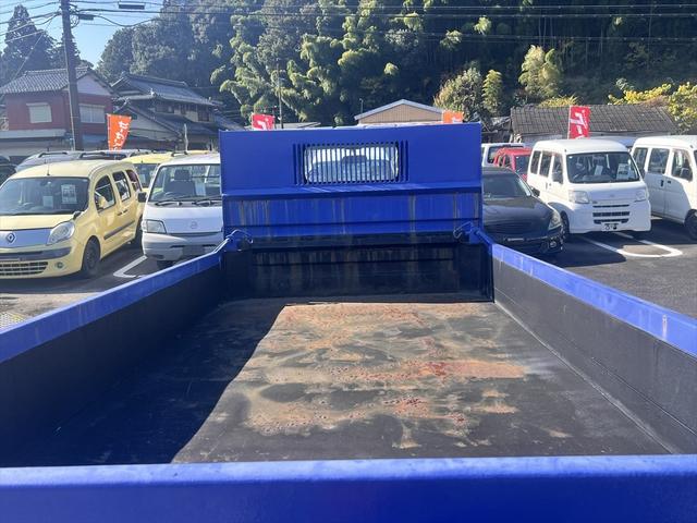 キャンター ダンプ　ダンプ　ディーゼル　５速ミッション　３人乗り　エアバッグ　エアコン　パワステ　パワーウィンドウ　積載量：１５００Ｋｇ　荷台寸法　長さ：３０８　幅：１６０（58枚目）