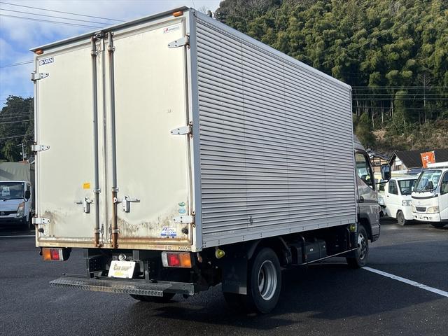 キャンター ロング全低床　ディ－ゼル　ＦＡＴ　エアバッグ　エアコン　パワステ　パワーウィンドウ　バックカメラ　キーレス　積載量：２ｔ　ディーゼル　オートマ　エアバッグ　エアコン　荷台内寸　長さ：４３０　幅：２０６　高さ：２０７（14枚目）