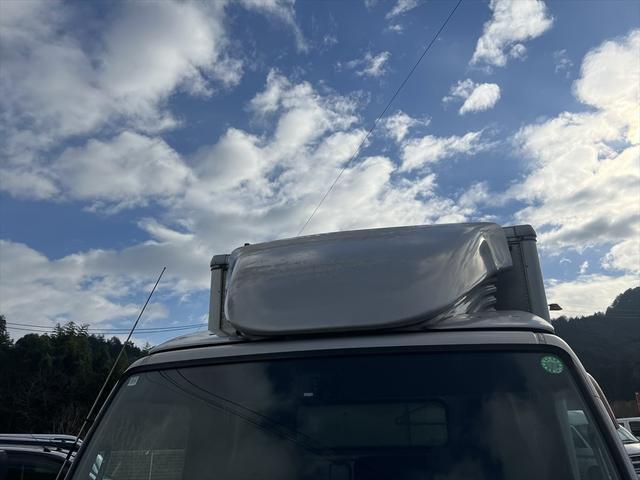 キャンター ロング全低床　ディ－ゼル　ＦＡＴ　エアバッグ　エアコン　パワステ　パワーウィンドウ　バックカメラ　キーレス　積載量：２ｔ　ディーゼル　オートマ　エアバッグ　エアコン　荷台内寸　長さ：４３０　幅：２０６　高さ：２０７（51枚目）