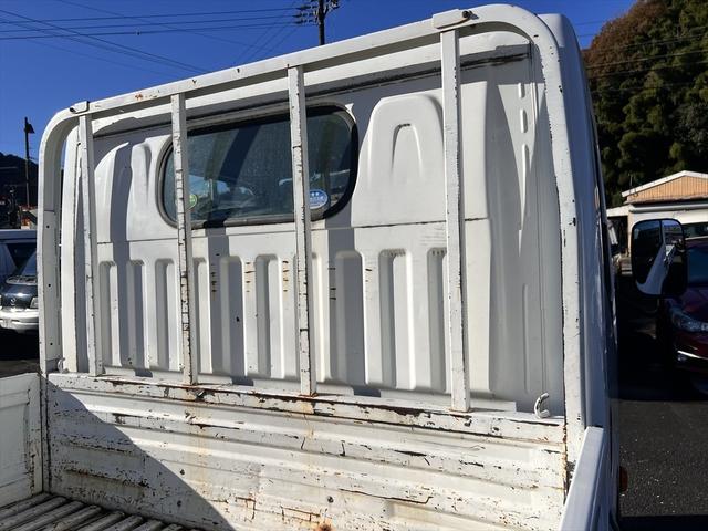 アトラストラック スーパーローＤＸ　オートマ　エアバッグ　エアコン　パワステ　パワーウィンドウ　３人乗り　積載量：１５００Ｋｇ　荷台寸法　長さ：３２０　幅：１６８（39枚目）