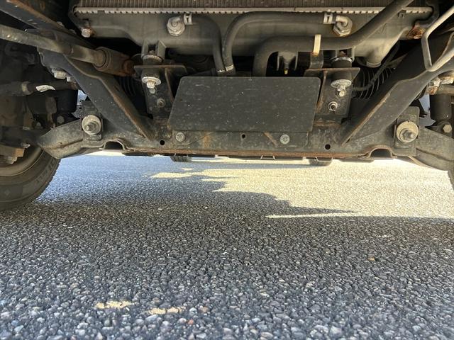 アトラストラック スーパーローＤＸ　オートマ　エアバッグ　エアコン　パワステ　パワーウィンドウ　３人乗り　積載量：１５００Ｋｇ　荷台寸法　長さ：３２０　幅：１６８（55枚目）