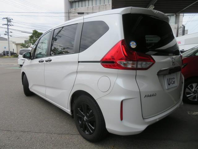 フリードハイブリッド ハイブリッド・Gブラックスタイル LED アルミホイール(5枚目)