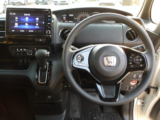 N-BOXカスタム L フロントフォグランプ アルミホイール ドライブレコーダー(3枚目)