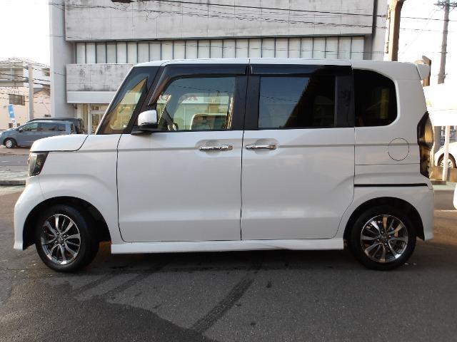 N-BOXカスタム L フロントフォグランプ アルミホイール ドライブレコーダー(4枚目)