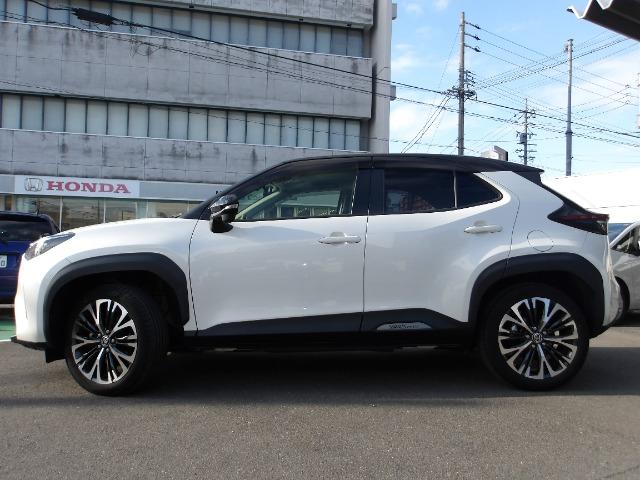 ヤリスクロス ハイブリッドＺ　ＬＥＤ　アルミホイール　ドライブレコーダー（4枚目）