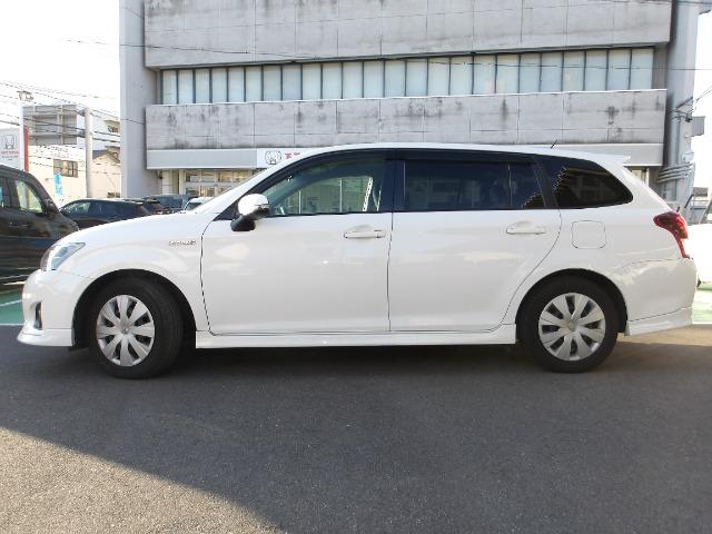 カローラフィールダー ハイブリッドＧ　ディスチャージド　キーレス　フルセグ　ＥＴＣ（4枚目）