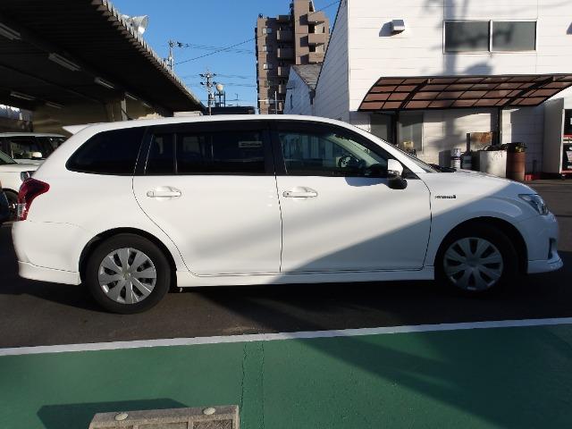 カローラフィールダー ハイブリッドＧ　ディスチャージド　キーレス　フルセグ　ＥＴＣ（6枚目）